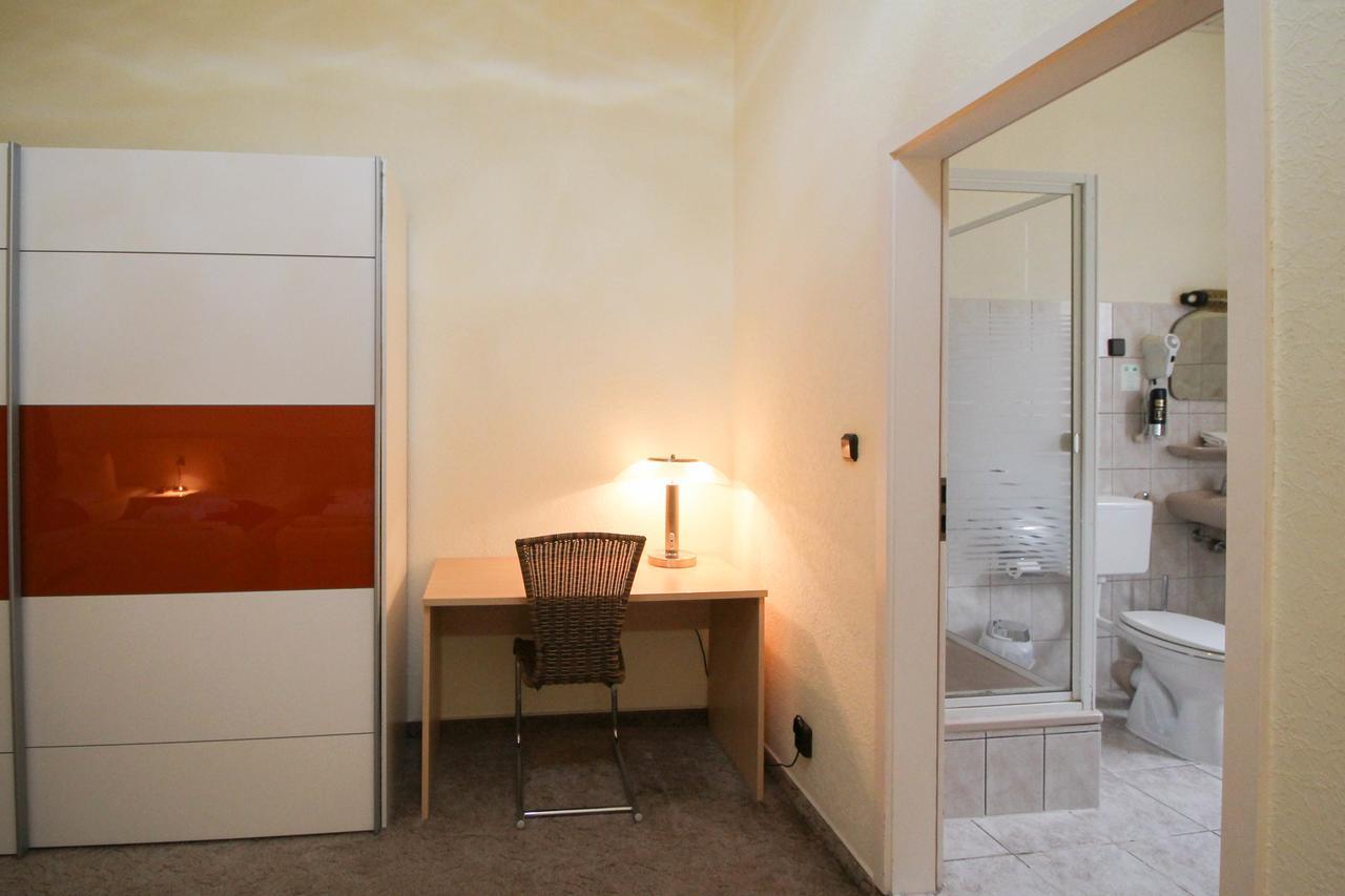 Hotelpension Margrit Berlin Exterior photo